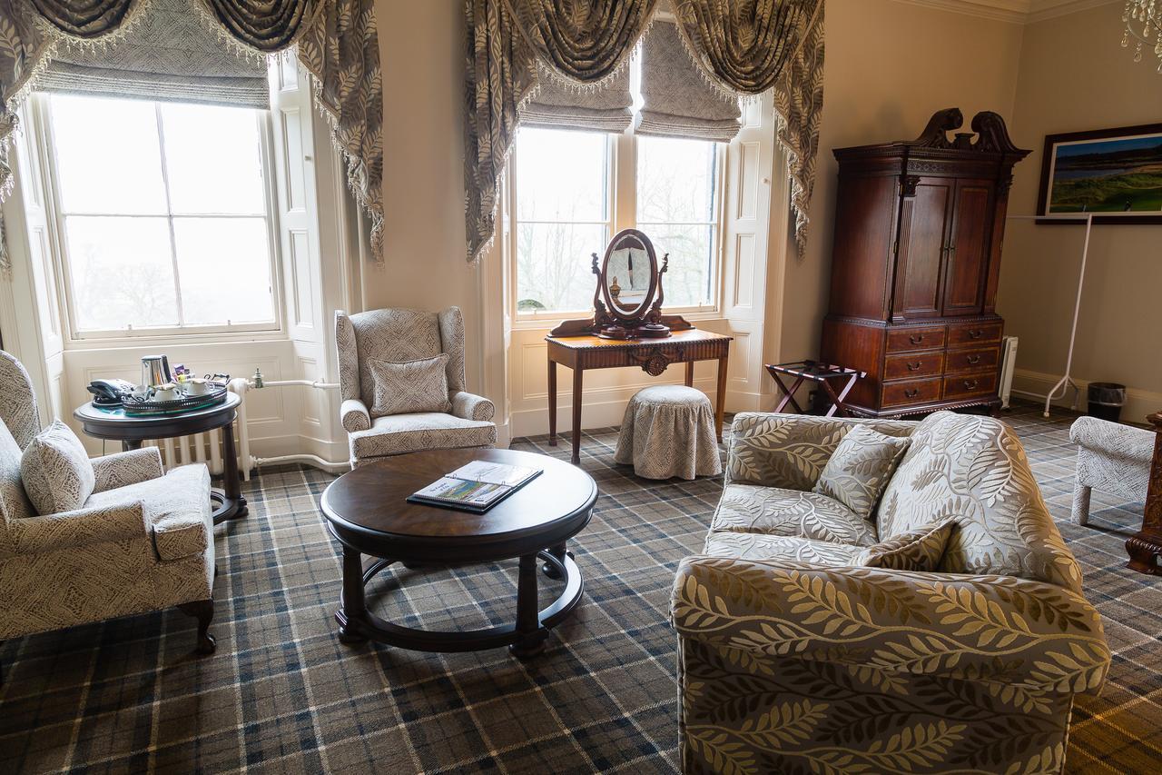 Craigsanquhar House Hotel Logie  Buitenkant foto