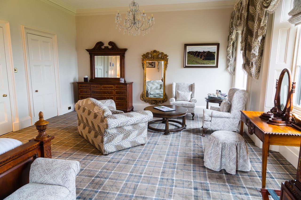 Craigsanquhar House Hotel Logie  Buitenkant foto